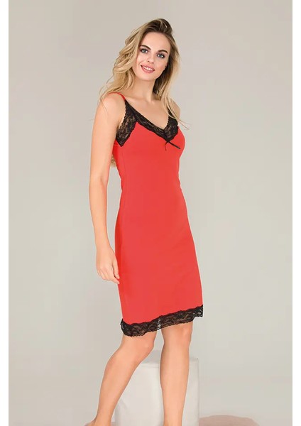 Lady Dantel Detaylı Narçiçeği Gecelik