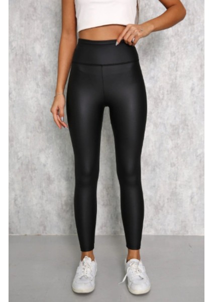 Kadın Siyah Çatlamayan Geniş Kemer Şardonlu Likralı Mat Deri Tayt