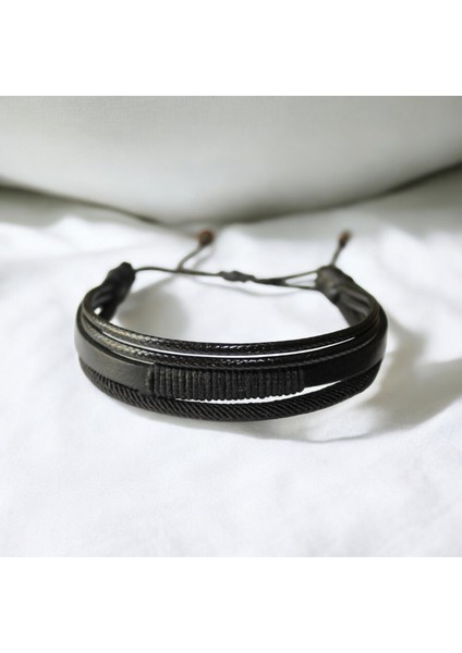 Erkek Siyah Deri Bileklik Ip Sargılı Asansör Kapama