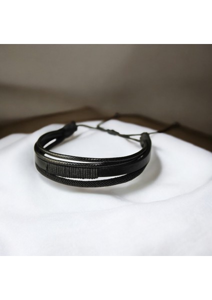 Erkek Siyah Deri Bileklik Ip Sargılı Asansör Kapama