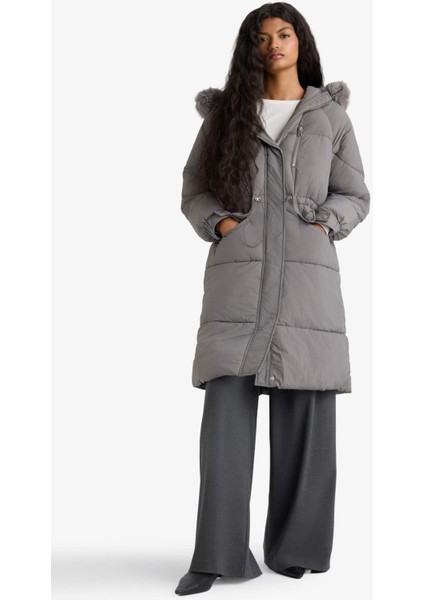 Su Geçirmez Regular Fit Kapüşonlu Fermuarlı Parka F2965AX25WN