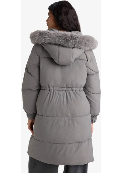 Su Geçirmez Regular Fit Kapüşonlu Fermuarlı Parka F2965AX25WN