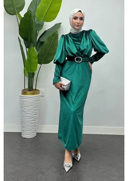 Çapraz Kesim Kemerli Kadife Tesettür Abiye- Zümrüt