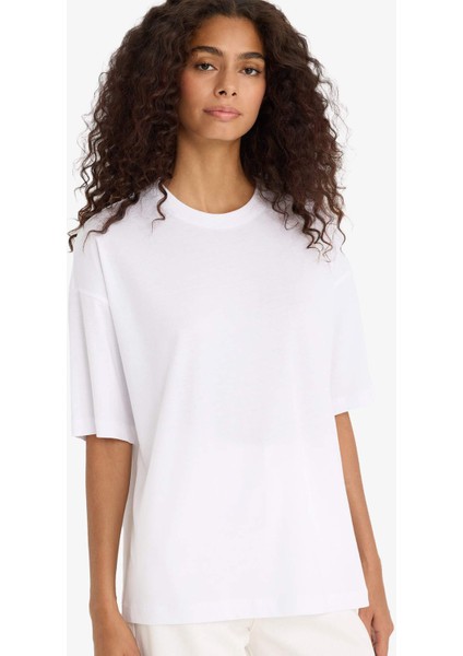 Oversize Geniş Kalıp Bisiklet Yaka Basic Düz Penye Kısa Kollu Tişört