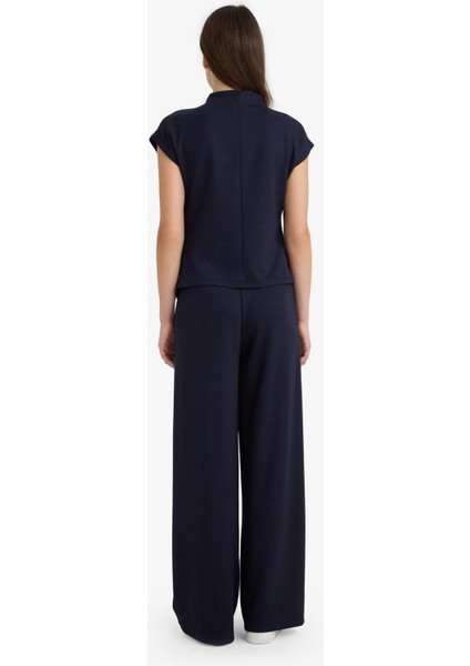 Slim Fit Dar Kesim Yarım Balıkçı Yaka Pike Kolsuz Bluz F7760AX25AU