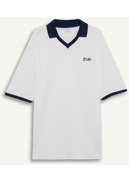 Boxy Fit Rahat Kesim Polo Yaka Kontrast Renkli Dokulu Kısa Kollu Tişört F8352AX25AU
