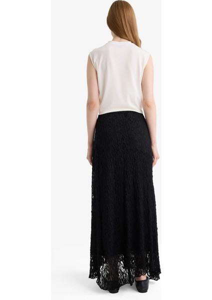 Asimetrik Dantel Maxi Etek