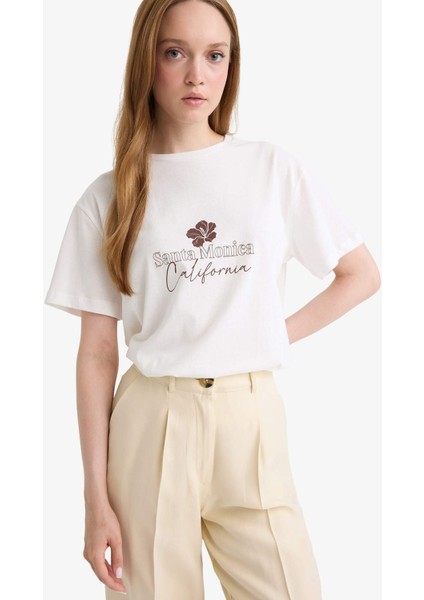 Regular Fit Bisiklet Yaka Çiçek Baskılı Kısa Kollu Tişört