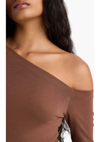 Slim Fit Dar Kesim Tek Omuzlu Uzun Kollu Tişört G0105AX25AU