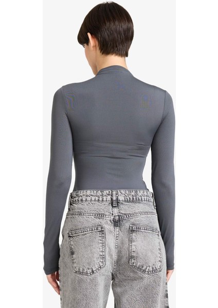 Yarım Balıkçı Yaka Uzun Kollu Çıtçıtlı Body F9242AX25AU