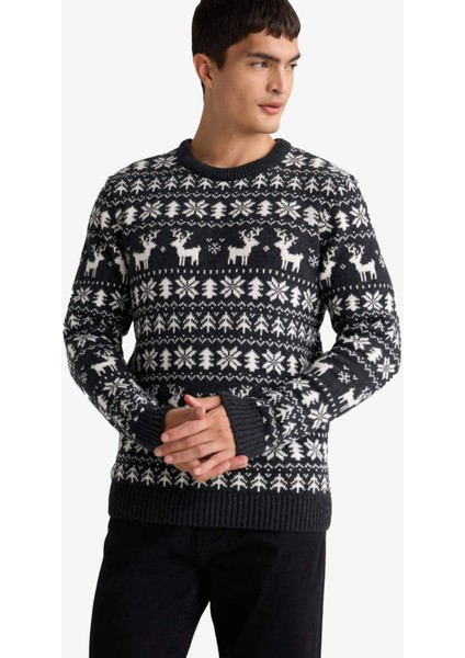 Yılbaşı Temalı Standart Fit Triko Kazak G1047AX25WN