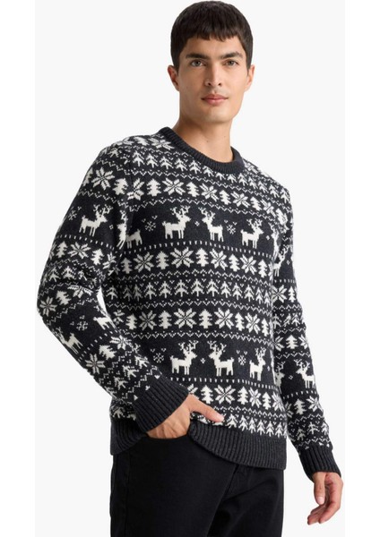 Yılbaşı Temalı Standart Fit Triko Kazak G1047AX25WN