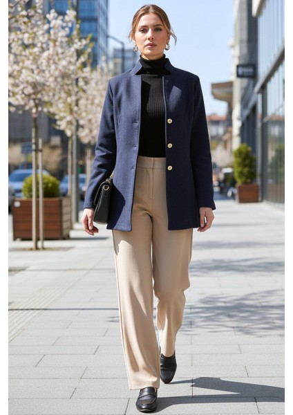 Tasarım Yaka Kısa Boy Kaşe Lacivert Kaban