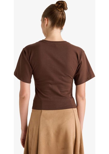 Slim Fit Dar Kesim Bisiklet Yaka Kısa Kollu Tişört G1464AX25AU