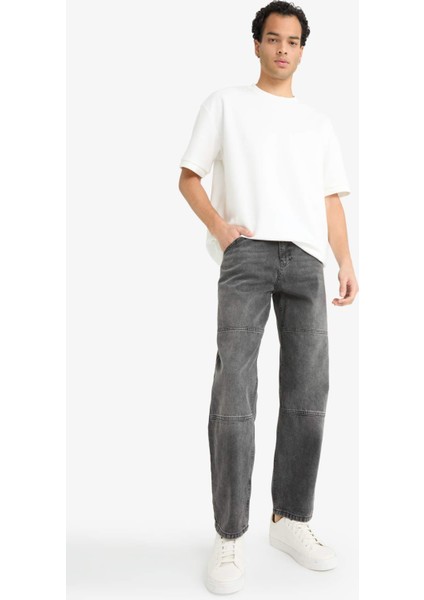 Relax Fit Yırtık Detaylı Jean Pantolon E8420AX25AU