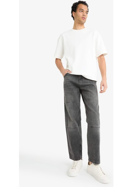 Relax Fit Yırtık Detaylı Jean Pantolon E8420AX25AU