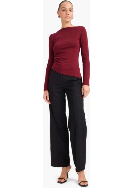 Slim Fit Dar Kesim Kayık Yaka Ribana Uzun Kollu Tişört