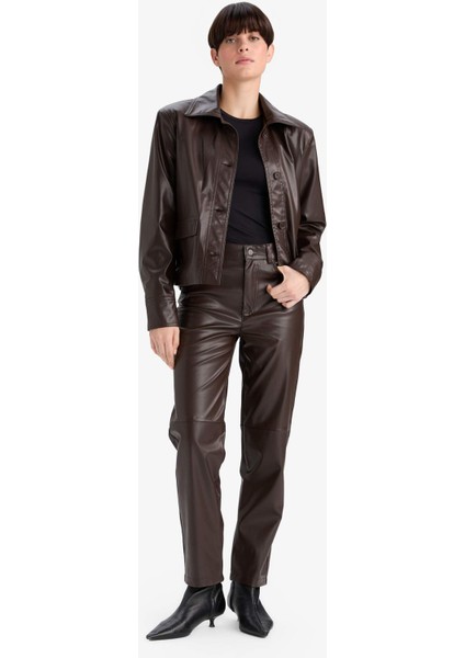 Straight Fit Cepli Kısa Paça Bilek Boy Deri Pantolon G1274AX25AU