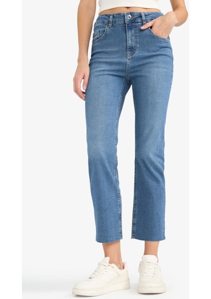 Crop Flare Fit Düşük Bel Bilek Boy Jean Yıkamalı Pantolon G2217AX25WN