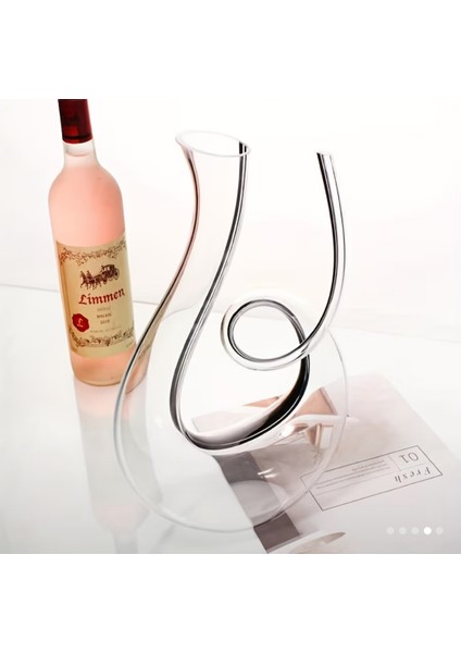 Şeffaf Kristal Cam Şarap Şampanya Şişesi 1500ML Benzersiz Dönen Tasarım Ev ve Bar Dekoru indirimleri