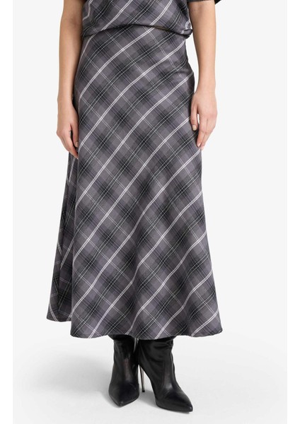 A Kesim Kareli Normal Bel Twill Midi Etek