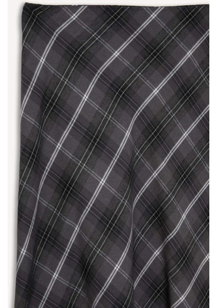 A Kesim Kareli Normal Bel Twill Midi Etek