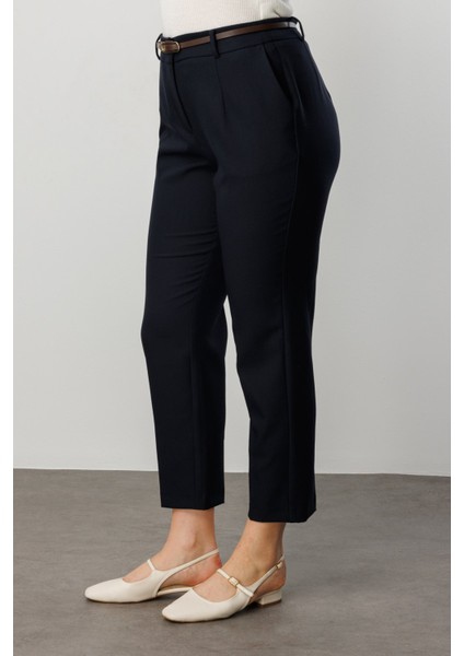 Beli Kemerli Dar Paça Pantolon 1015-26K fırsatları