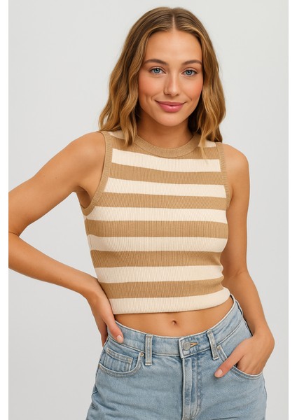 Kadın Bisiklet Yaka Kolsuz Crop Örme Bluz