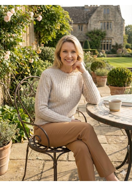 Kadın Kışlık Triko Kazak Yünlü Premium Yumuşak Dokulu Modern Desenli modelleri