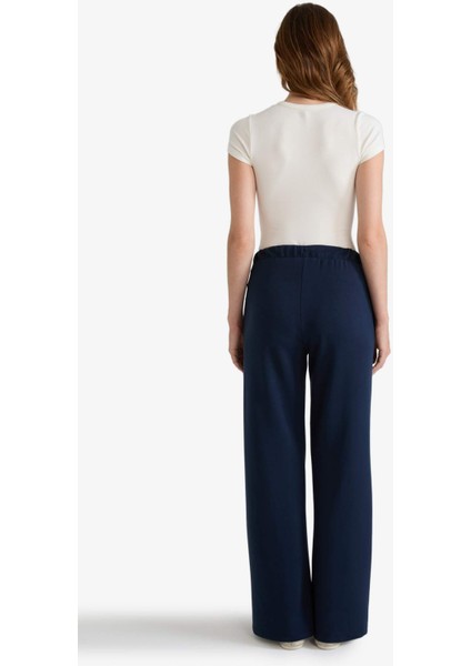 Relax Fit Normal Bel Düz Paça Modal Pantolon