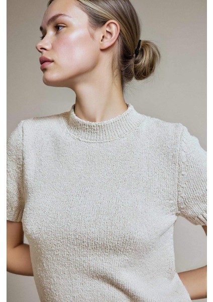 Yarım Balıkçı Yaka Kısa Kollu Triko Kazak G2601AX25AU