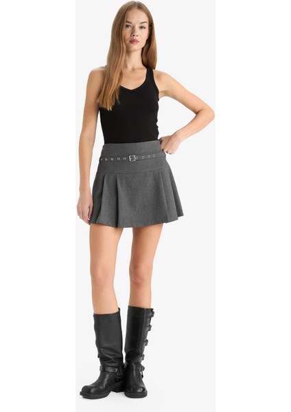 Normal Bel Kemer Detaylı Mini Etek