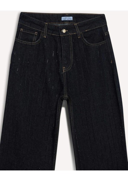 Relax Fit Düz Paça Jean Pantolon