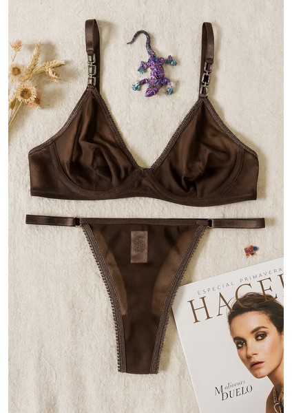 Zincir Askı Detaylı Kahverengi Takım Fantezi fiyatları