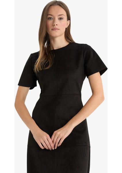 A Kesim Yuvarlak Yaka Süet Kısa Kollu Midi Elbise