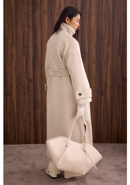 Funnel Neck Uzun Kaban Bej fırsatları