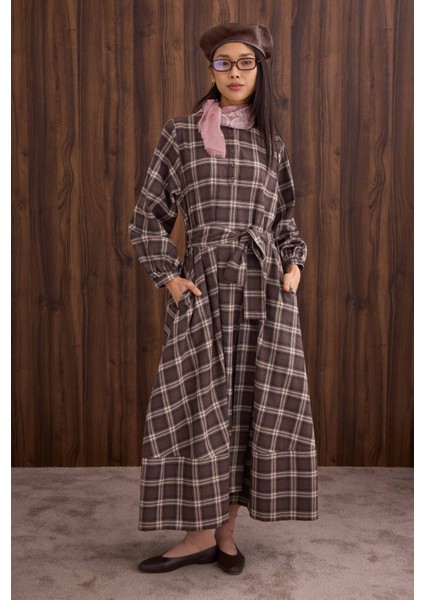 Volanlı Ekose Elbise Kahve