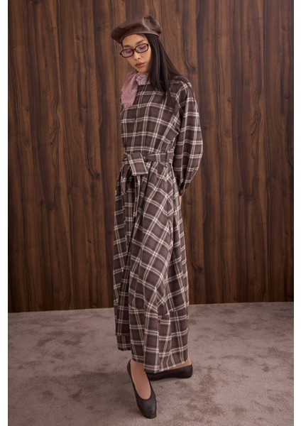 Volanlı Ekose Elbise Kahve fiyatları