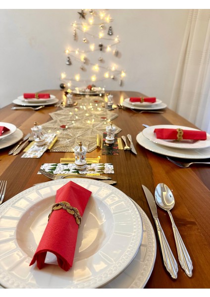 Yılbaşı Sofra ve Dekor Kutusu – 6 Kişilik LED Işıklı Masa Dekor ve Hediye Seti (Ağaç Süsü Biblo, Kitap Ayracı)