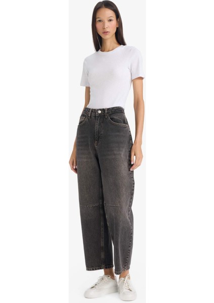 Barrel Fit Yüksek Bel Bilek Boy Jean Yıkamalı Pantolon