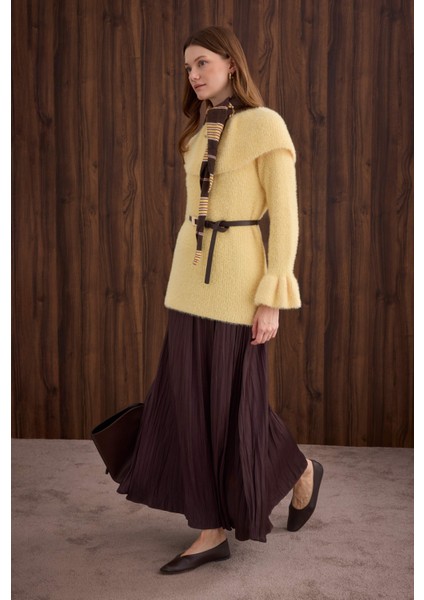 Yaka Detaylı Kazak Soft Sarı modelleri