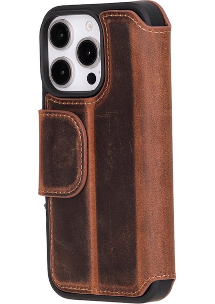 Clara iPhone 16 Pro Max Deri Kılıf-Antik Kahve
