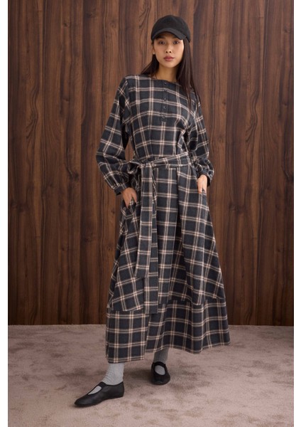 Volanlı Ekose Elbise Antrasit fırsatları