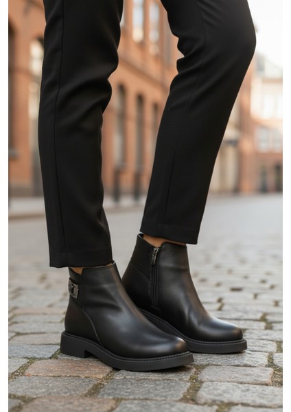 Siyah Içi Kürklü Kadın Topuklu Bot modelleri