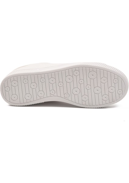 Beyaz Bağcıklı Erkek Spor Ayakkabı indirimleri