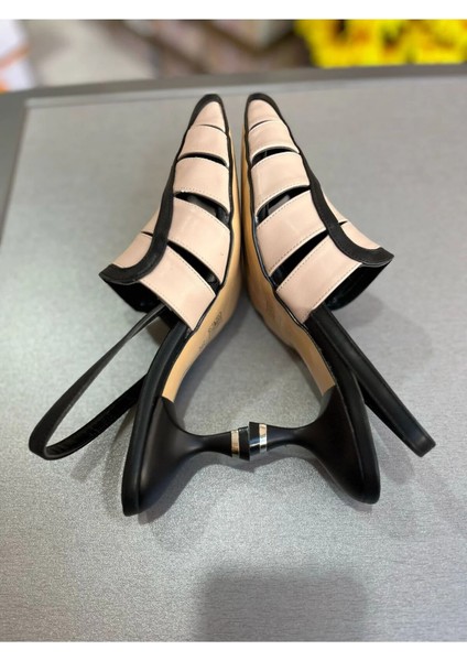 Özel Tasarım 2025 Model Açık Topuk Kadın Ayakkabı 5 cm Mini Topuk fırsatları