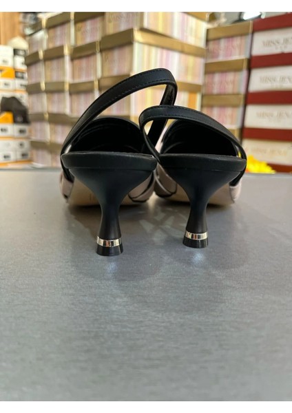 Özel Tasarım 2025 Model Açık Topuk Kadın Ayakkabı 5 cm Mini Topuk