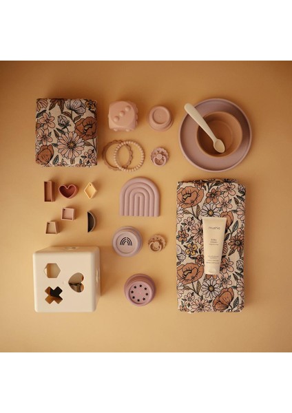 Organik Müslin Örtü / Kundak - Retro Flowers fiyatları