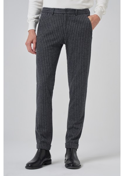 Erkek Gri Trend Slim Fit Lastikli Fermuarlı Pantolon