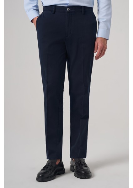 Erkek Lacivert Pamuk Trend Dynamic Fit Chino Pantolon fiyatları